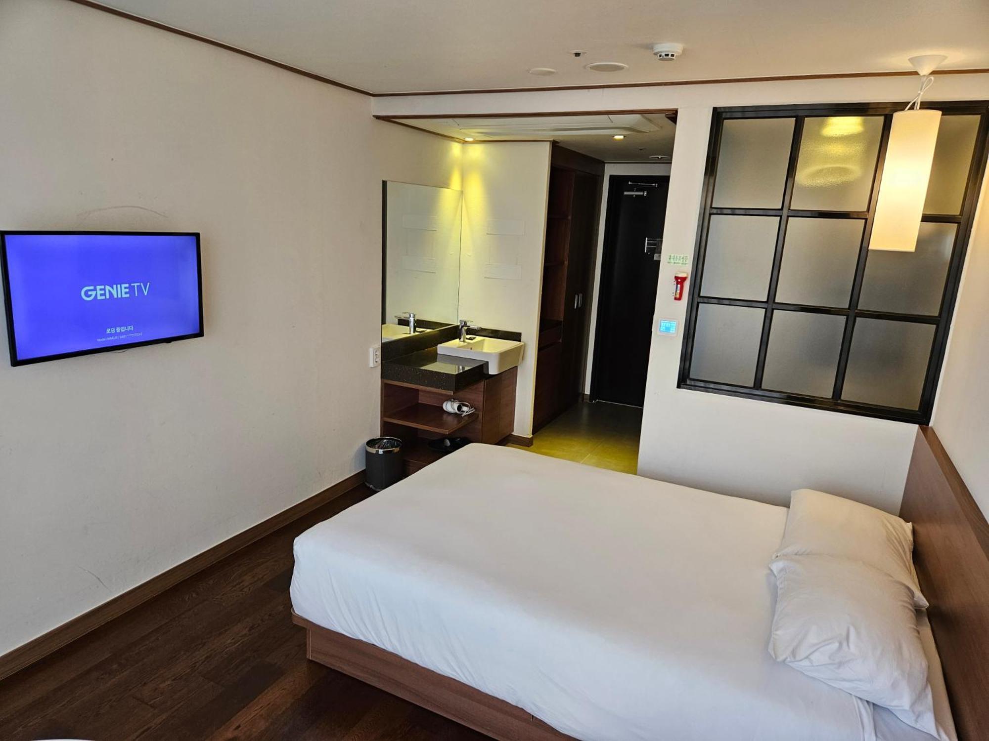 ทามาระ เชจู Hotel ซอกวีโพ ภายนอก รูปภาพ