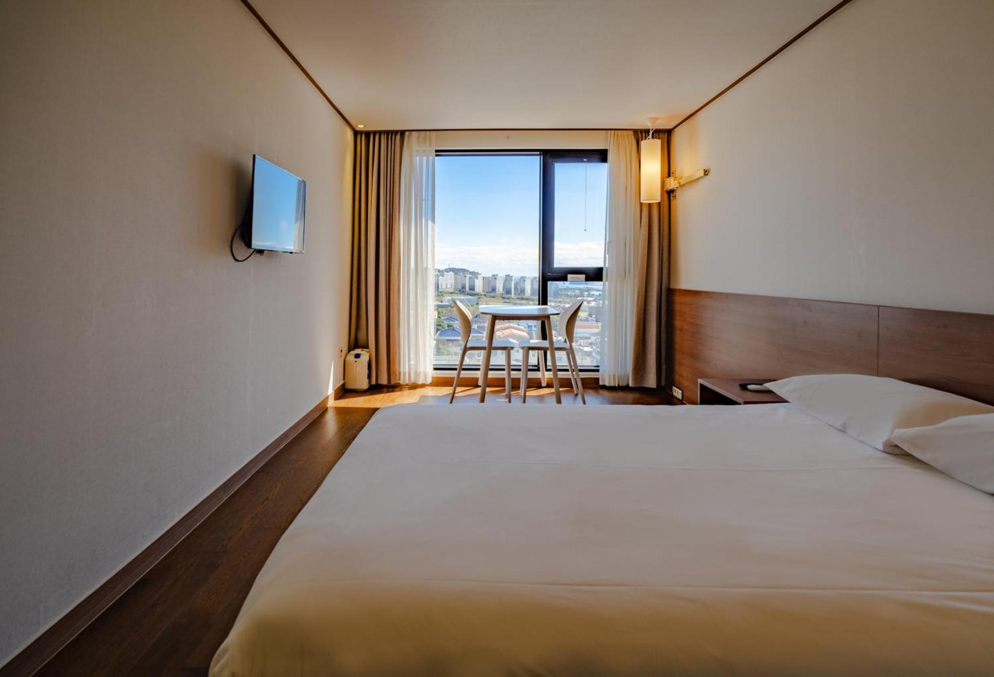 ทามาระ เชจู Hotel ซอกวีโพ ภายนอก รูปภาพ